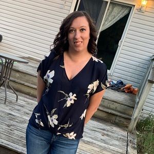 Meet your Posher, Lonni